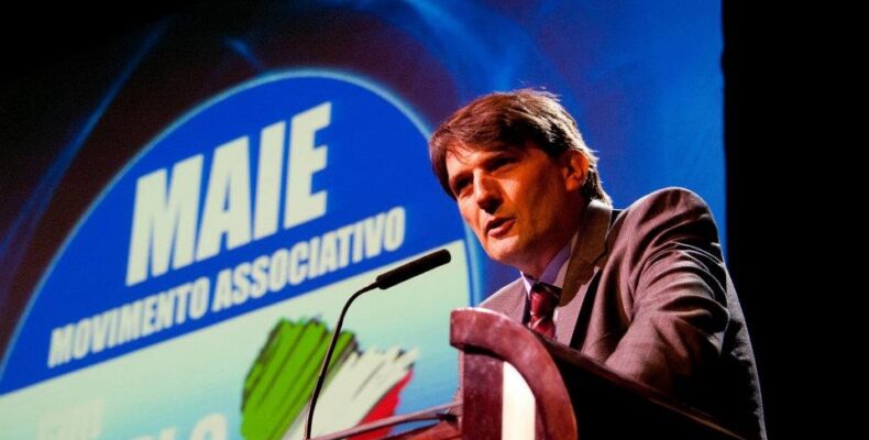 Luis Molossi convoca cidadãos italianos no Brasil para que votem nas eleições